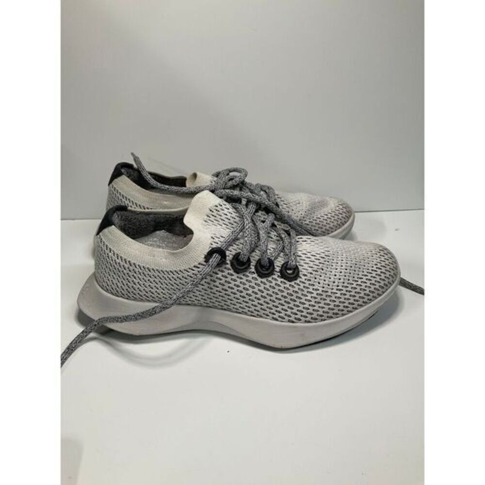 AllBirds women's tennis shoe size 8.5